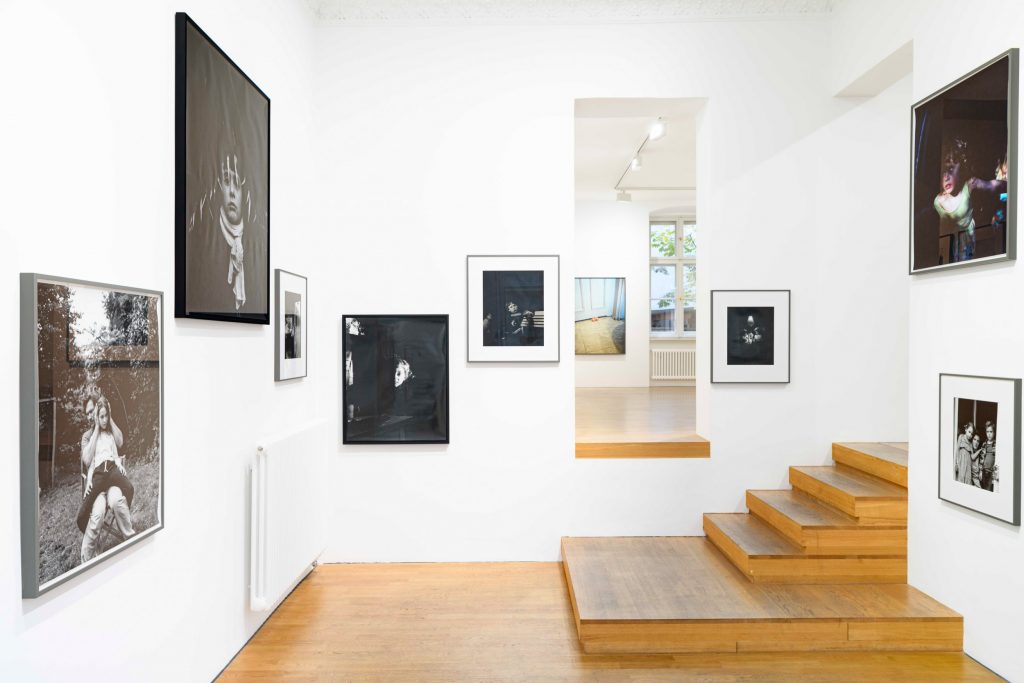'Ich denke auch Familienbilder' at ROBERT MORAT GALERIE, Berlin, 2023