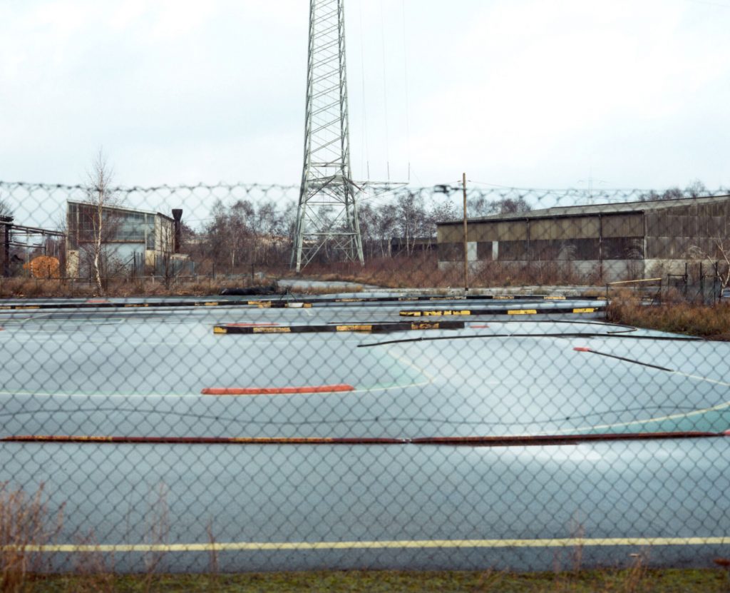 Joachim Brohm – o. T. (Ruhrstadt), 1988-92, C-print, 24 x 30 cm, Edition of 3 + 1AP