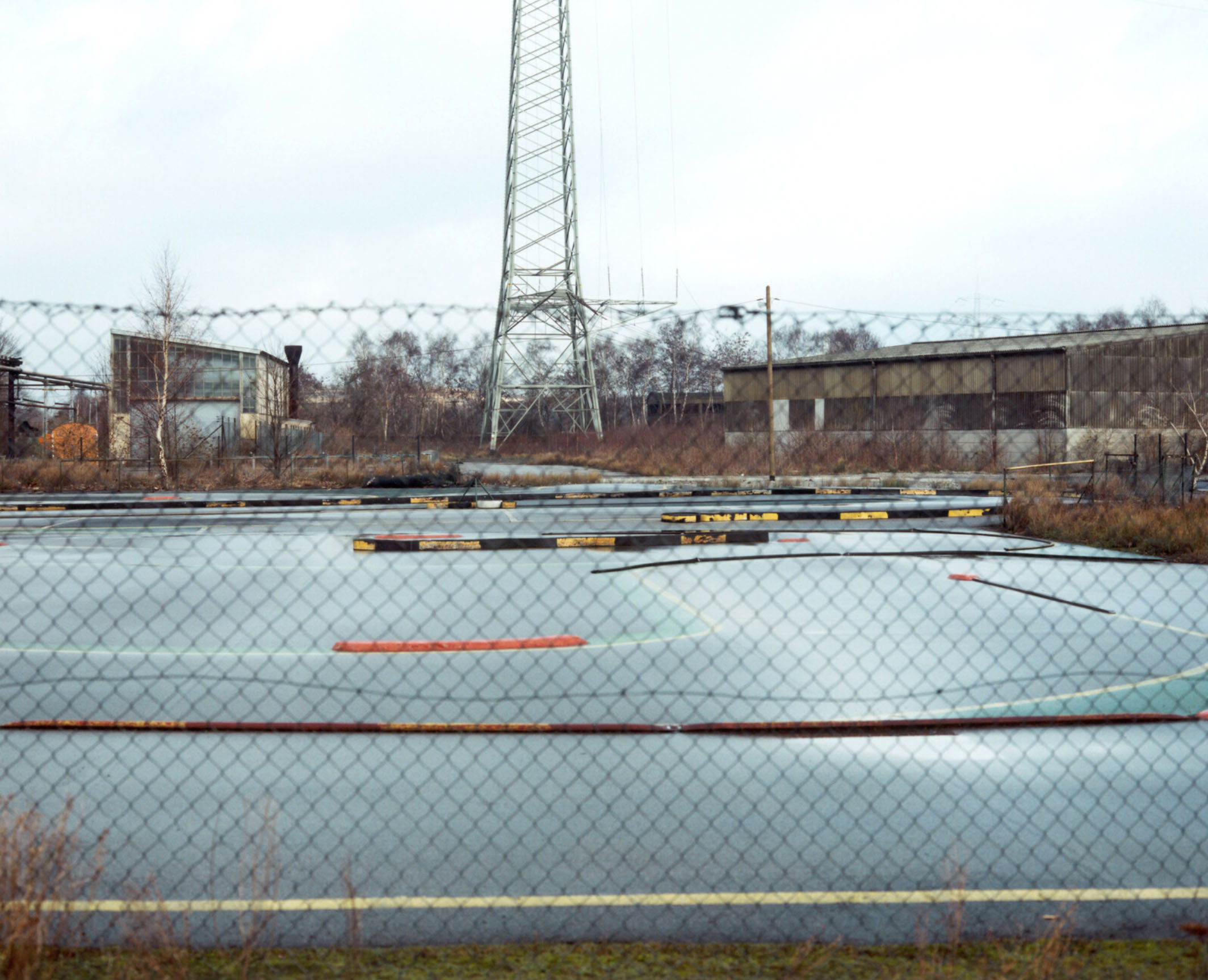 Joachim Brohm – o.T. (Ruhrstadt), 1988-92, C-print, 24 x 30 cm, Edition of 3 + 1AP